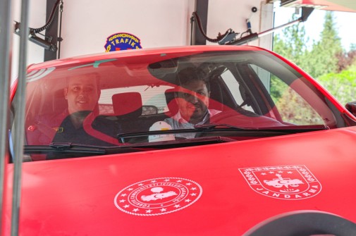 Belediye Başkanımız Av. Dr. Duhan KALKAN 'Jandarma Mobil Trafik Eğitimi' tırını ziyaret etti.