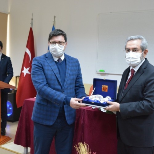 Ankara Üniversitesi Rektörü Prof. Dr. Necdet ÜNÜVAR ilçemizi ve Kalecik Meslek Yüksekokulumuzu ziyaret etti